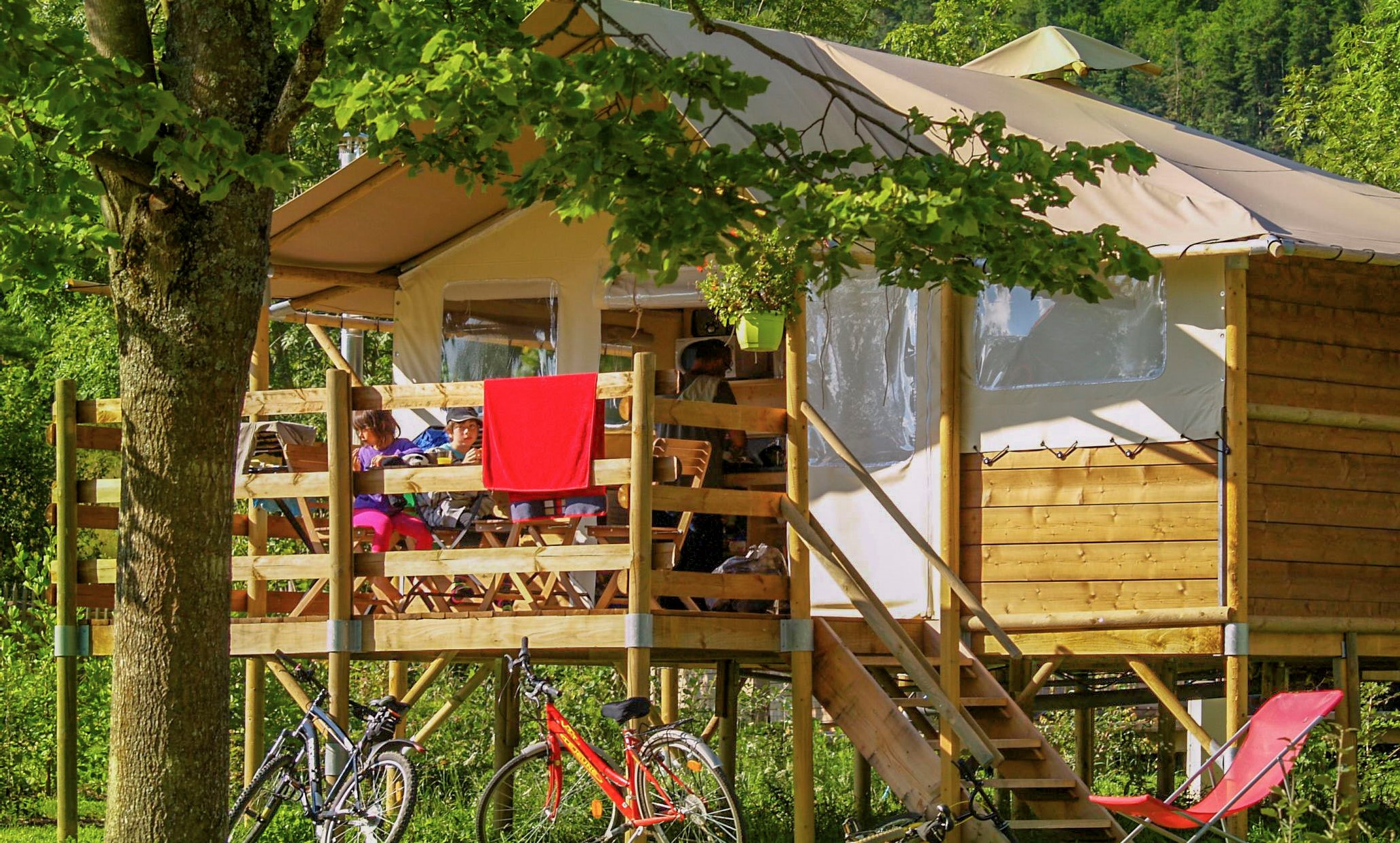 Séjour insolite en amoureux : pourquoi aller en Auvergne ?